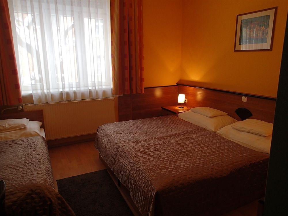 Nocľah s raňajkami Hunyadi Gyor