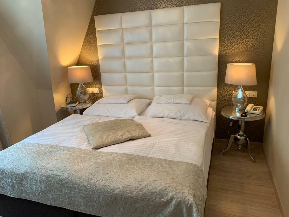 Hunyadi Bed & Breakfast